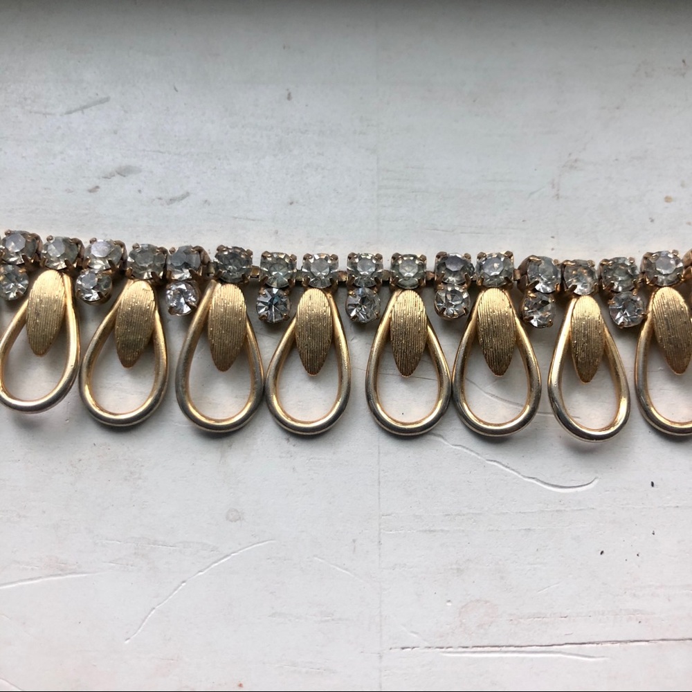 Vintage Sarah Coventry rhinestone necklace